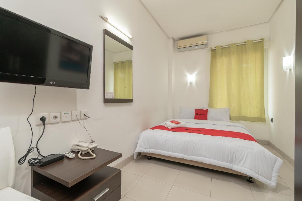 Hotel RedDoorz @ Tirta Mansion Karawaci Galuga Zewnętrze zdjęcie